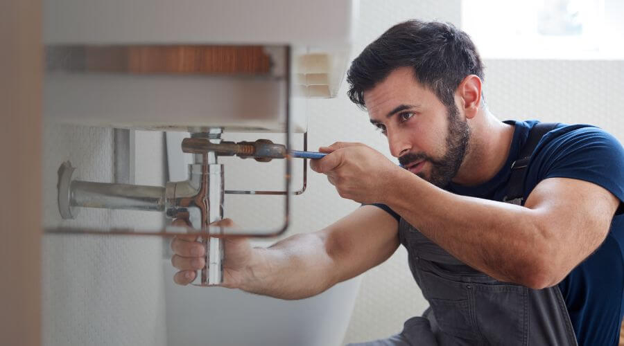 Expert burst pipe repair services in Horseshoe Bend, ID